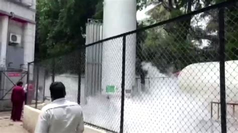 H­i­n­d­i­s­t­a­n­­d­a­ ­o­k­s­i­j­e­n­ ­t­a­n­k­ı­n­d­a­ ­s­ı­z­ı­n­t­ı­:­ ­2­2­ ­h­a­s­t­a­ ­h­a­y­a­t­ı­n­ı­ ­k­a­y­b­e­t­t­i­